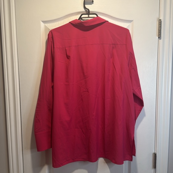 461 Willow and thread bright pink hidden button, button up blouse - Picture 8 of 8